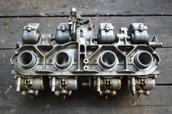 当時物 純正 Z1000A キャブレター 0009 Z1 Z2 KZ MK2 Z1R 【公式通販】