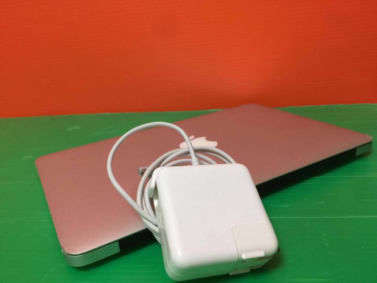 【Windows7/10同時搭載◆御買得】MacBook Air (11-inch，Mid2011) 4GB/SSD128GB Corei5 1.6GHz 周辺機器あり あんしん匿名配送 MacBook Air Apple GB SSD 11-Inch