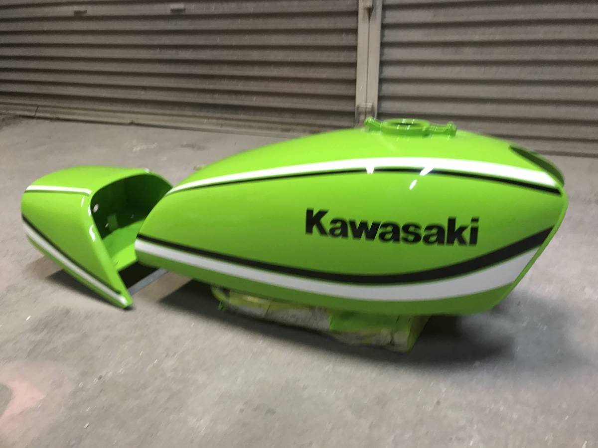 KH250/400 塗装後未使用 タンク テール SS350 マッハ CBX FX BEET セレクト