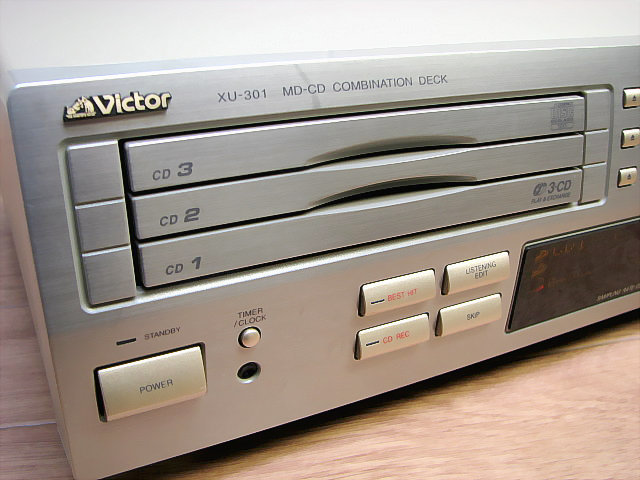 レトロ商品）Victor CD/MDダブル デッキ XU-301 リモコン付き レトロ