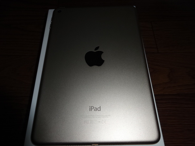 iPad mini4 64GB Wi-Fiモデル ゴールド