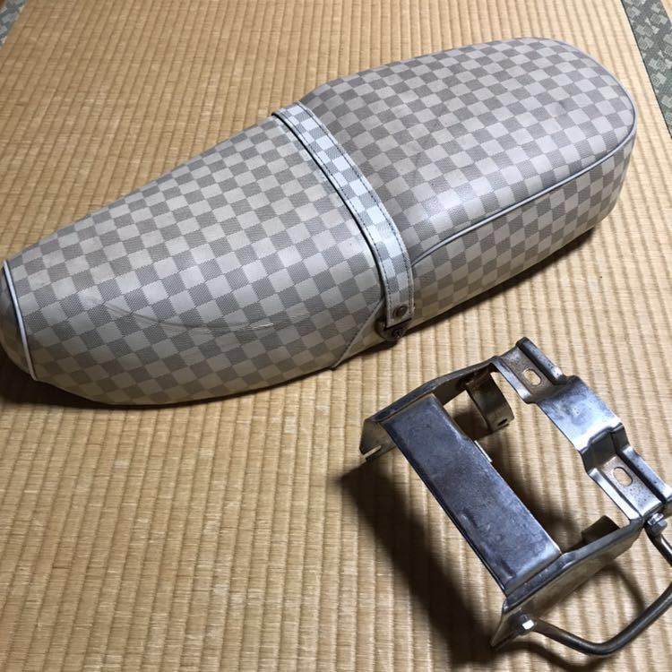 あんこ抜き | タックロール ZRX400 Z2 Z1 完成品 Z仕様⁄ シート