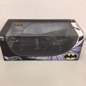 ホットウィール メタル バットマン バットモービル 1/18