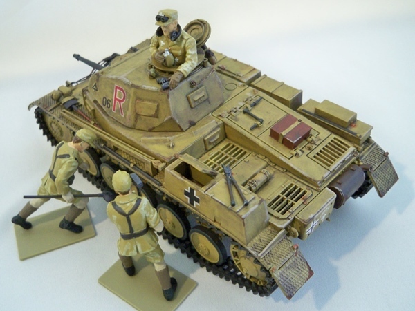 1/35 ドイツⅡ号戦車（第１５機甲師団所属車）タミヤ　完成品　即決時おまけⅡ号戦車もう一台_7