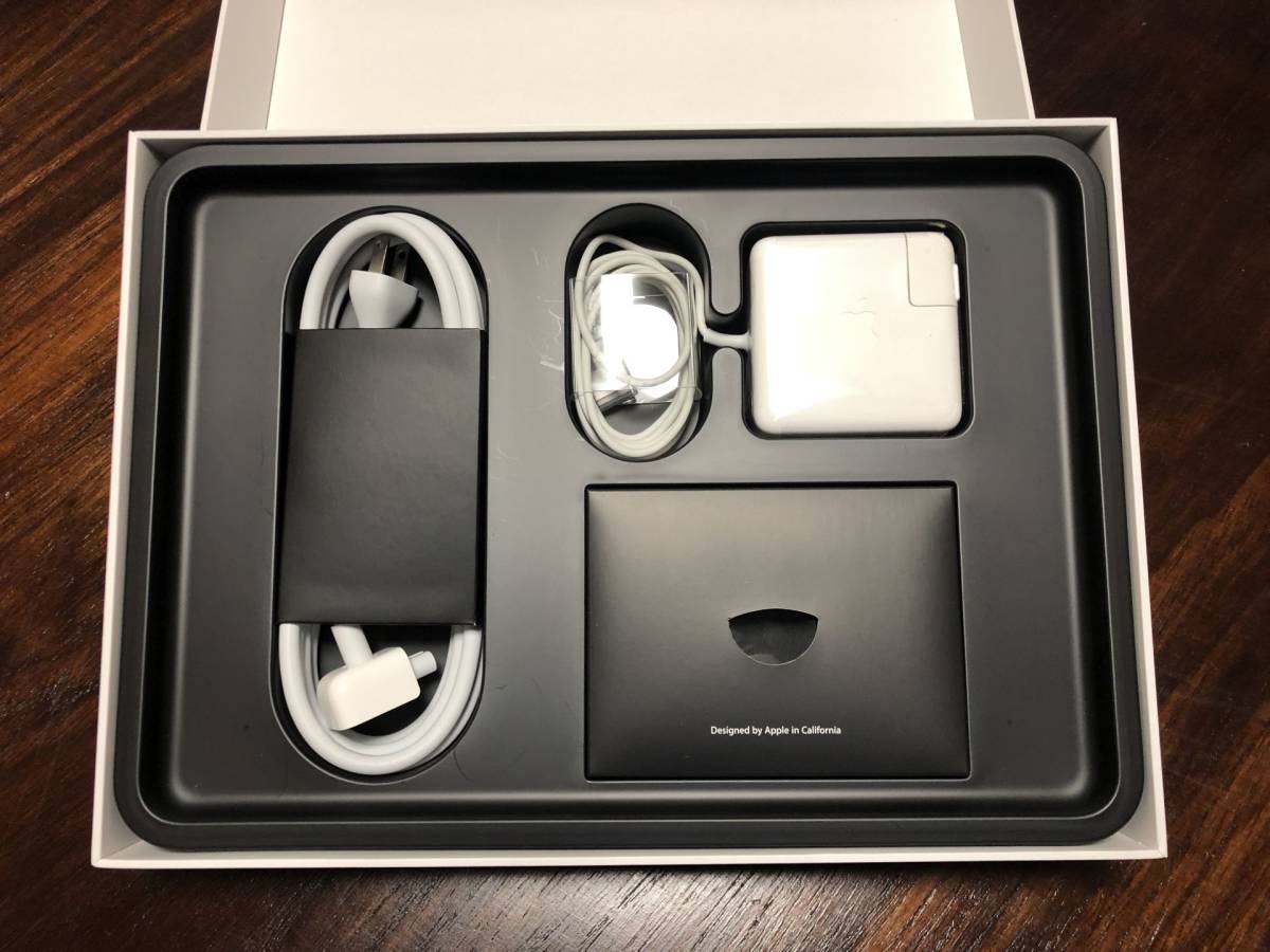 MacBook Pro 13インチ Core i5 2.8GHz 16GB USキー【美品】放電回数3回