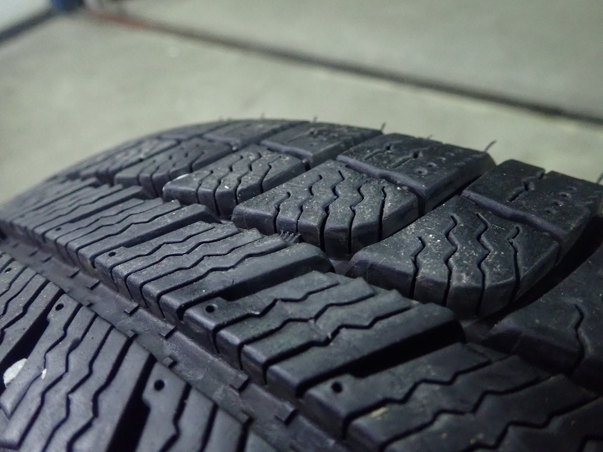 WX262【送料無料195/65R15】ゴルフ等 AGA ミシュラン付き アルミ 