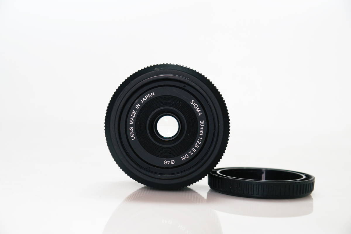 マイクロフォーサーズ】 SIGMA 30mm F2.8 EX DN【換算60mm相当】 DN F2