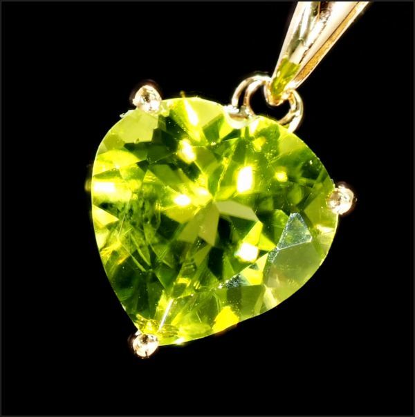【高級】 18金 天然 ペリドット ネックレス ハート デザイン 【希少デザイン】(高品質 18KYG No.2RGPH-28PD-2