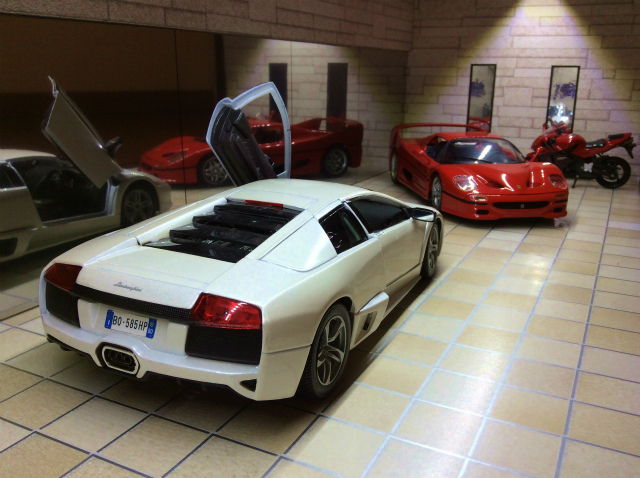 ☆1⁄18ガレージ・ジオラマBOXショールームタイプG48 ☆1/18