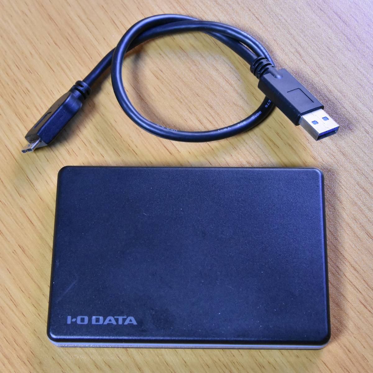 ★ アイ・オー・データ IO DATA ★ USB 3.0/2.0対応 ポータブルHDD 1TB ★ HDPF-UT1.0K ★ 中古 ★