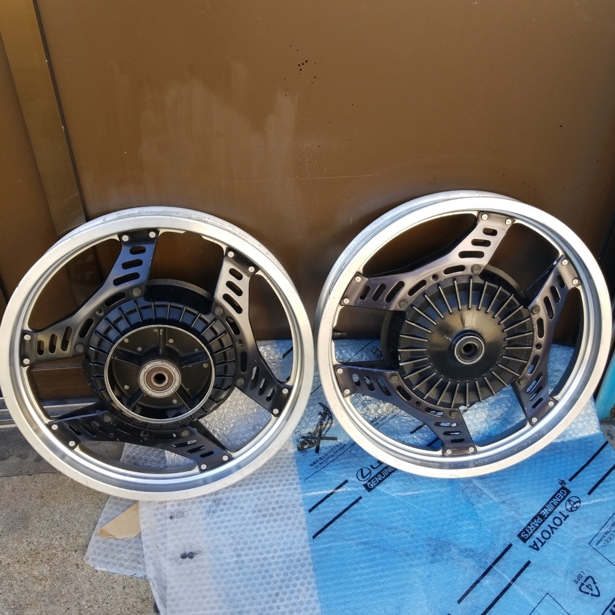 品質保証，新品 CBX400F 2型 前後ホイール