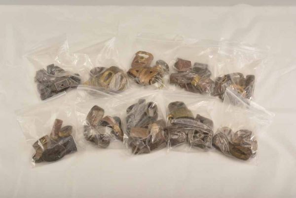  C03099 軍刀などの金具 多数 +(鍔、刀装具)｜売買されたオークション情報、yahooの商品情報をアーカイブ公開 - オークファン 鍔、刀装具