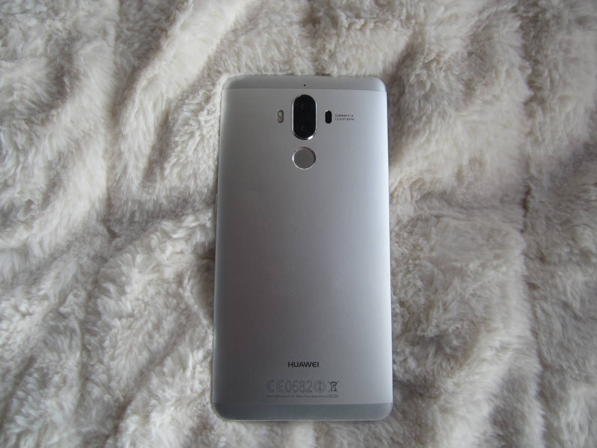☆Huawei Mate9　シルバー　中古品　おまけあります！！☆_2