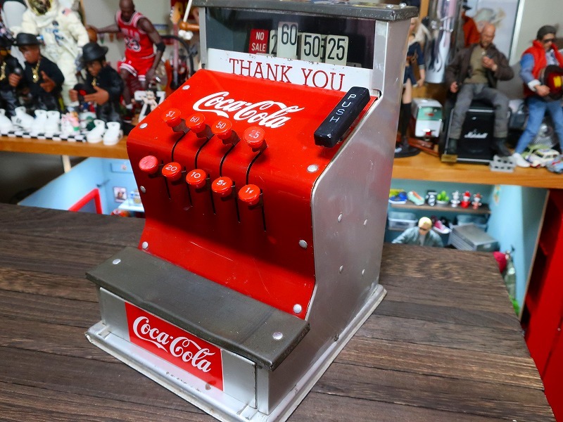 【正規品】 当時物 コカコーラ 本物 50s ビンテージ トイレジスター レトロ 世田谷ベース的インテリア ガレージ アンティーク インスタ映え(広告、ノベルティグッズ)｜売買されたオークション情報、yaho その他