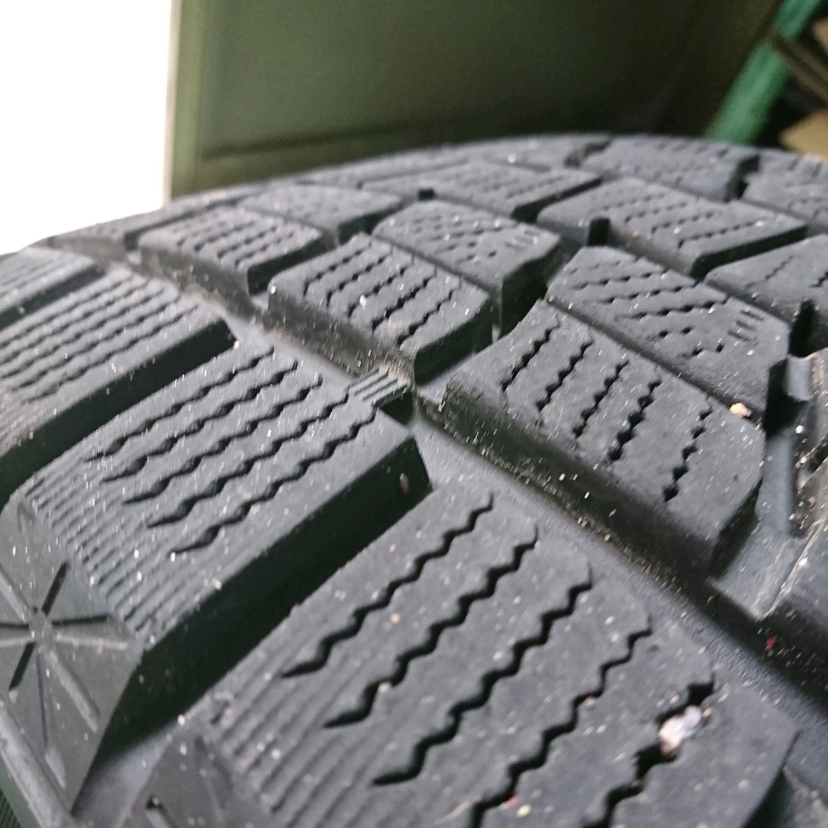 中古【グッドイヤー】アイスナビSUV/285/50R20 4本セット_10