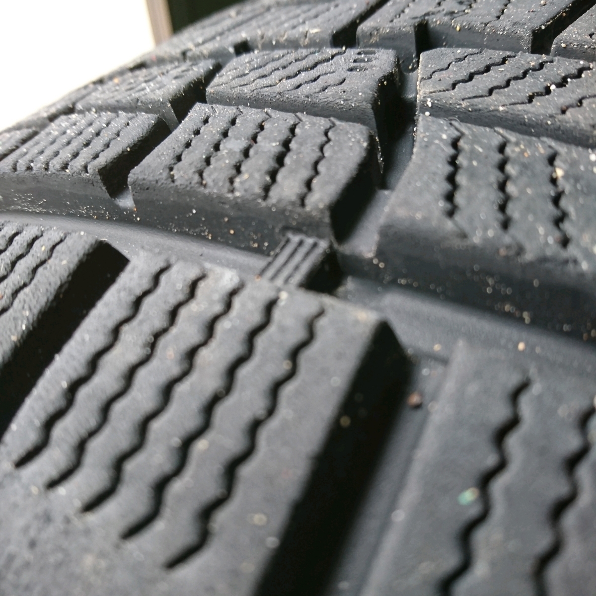 中古【グッドイヤー】アイスナビSUV/285/50R20 4本セット_6