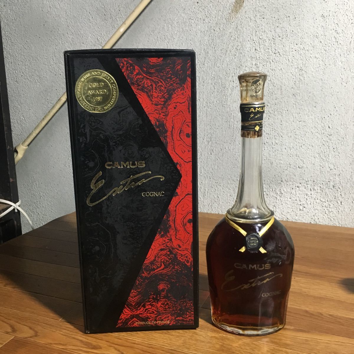 エクストラ 0 カミュ コニャック GOLD 700ml EXTRA ゴールドアワード 