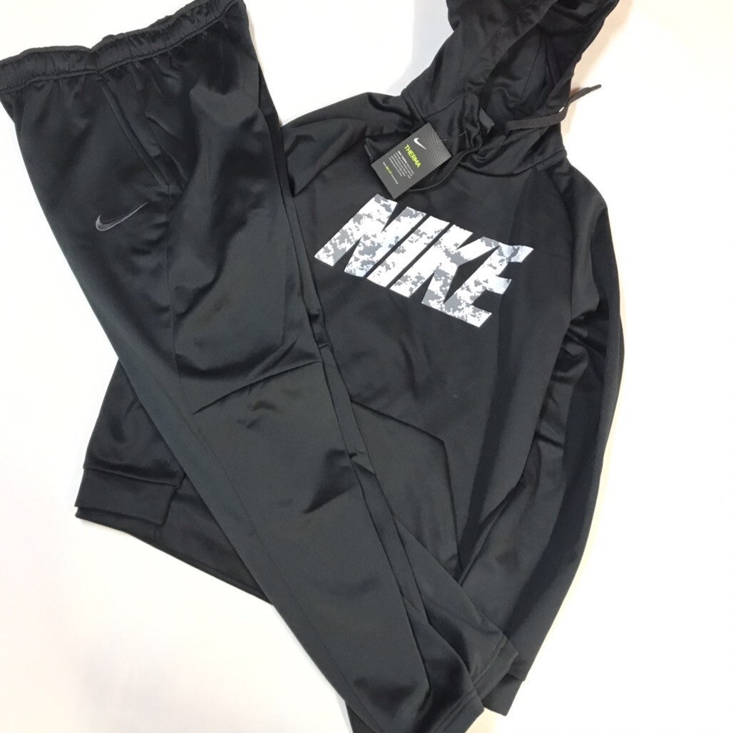 NIKE ナイキ サーマフィット パーカー パンツ上下セット 黒 L 新品