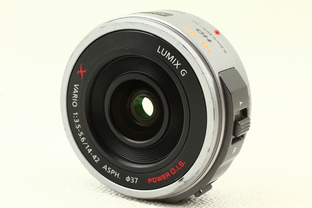 Obiettivo Panasonic Lumix G Vario PZ 14-42mm F/3.5-5.6 H-PS14042PPS Argento (usato, Buone Condizioni)