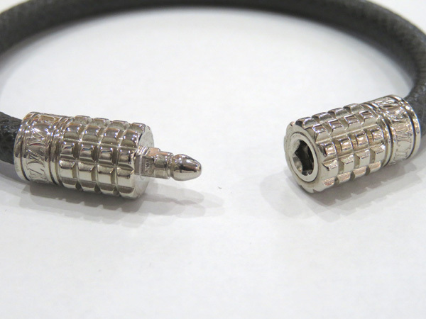 ◇ ルイヴィトン タイガ ブラスレ ディジット ブレスレット M6629 美品