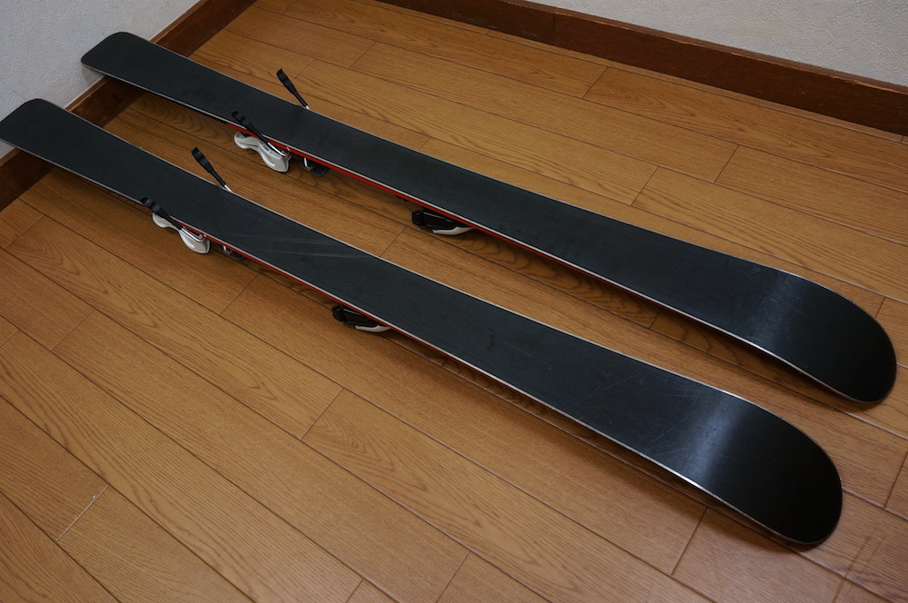 SNOWCARVING 送料2000円□美品 板130cm⁄靴23⁄24⁄25cm□身長125-145cm
