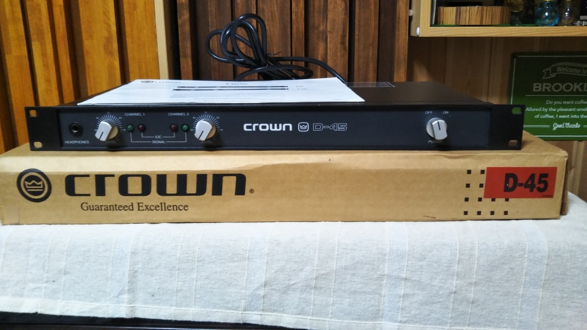 CROWN クラウン D45 パワーアンプ スタジオアンプ プロ用 名機 R尼