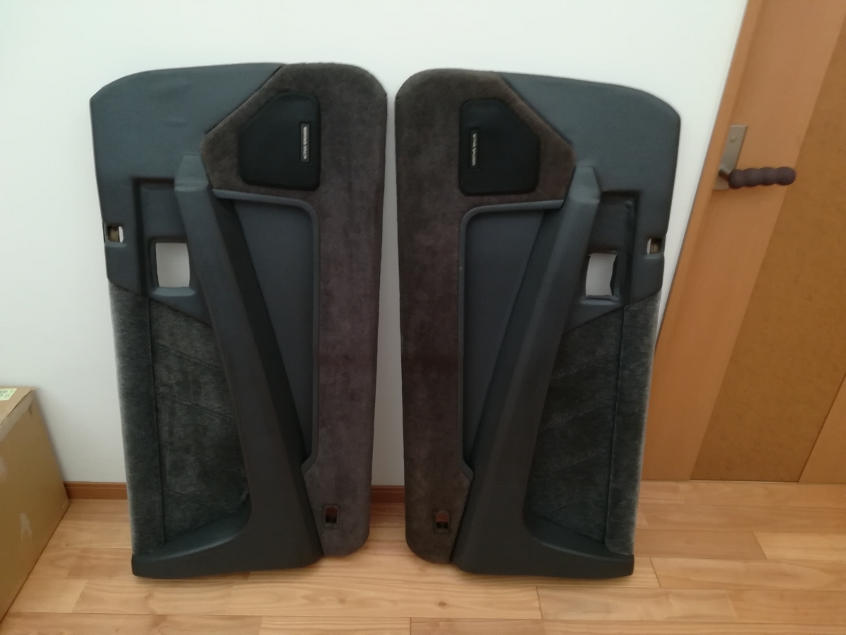F31レパード後期 ドア内張り 左右セット F31レパード後期 ドア