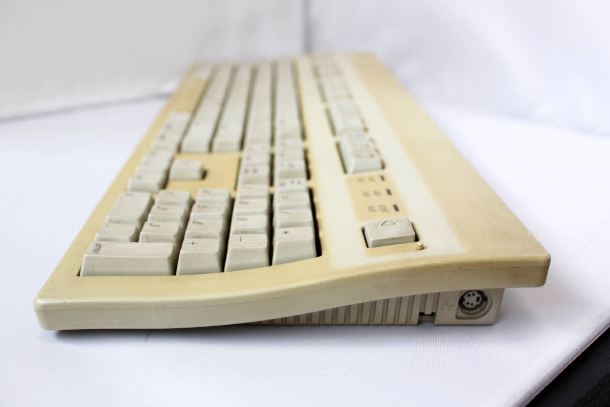 Keyboard Extended Apple II to an - Vintage back life Hannes | &amp