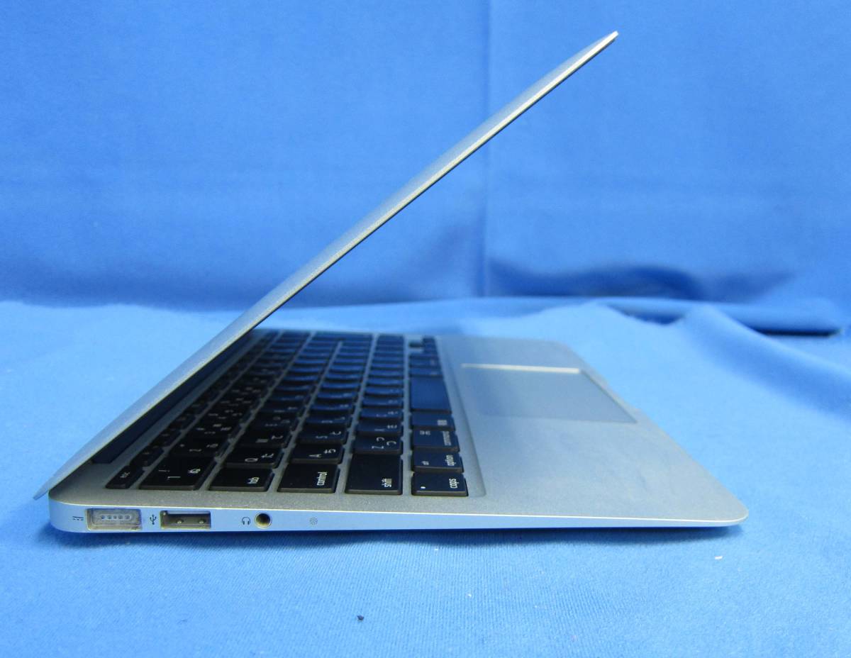 ○M182 Apple MacBook Air（11-inch Mid 2011) A1370 Corei5 1.6GHz 
