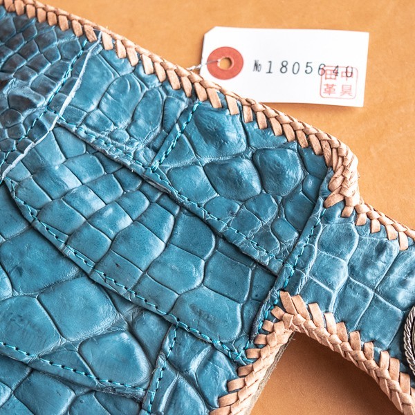 ターコイズ ブルー】 クロコダイル 青 ブルー コンチョ ワニ 鰐 革