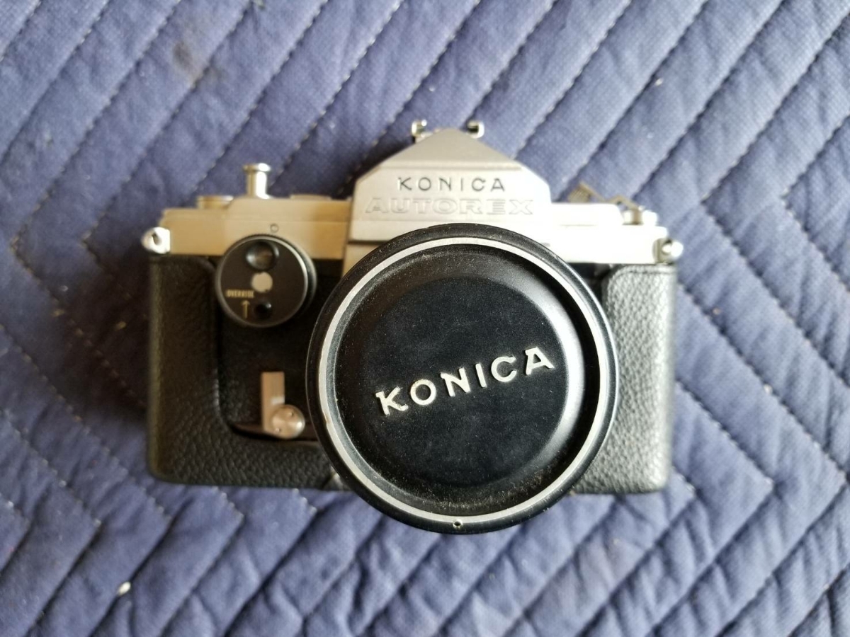 カメラ KONICA AUTOREX レトロ 当時物 KONICA AUTOREX 中古。レトロな