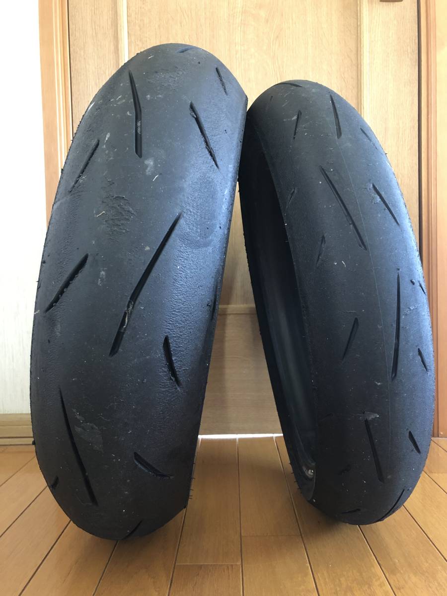 ダンロップ　α13SP　フロント110/70-17　リア150/60-17　JP250タイヤ_1