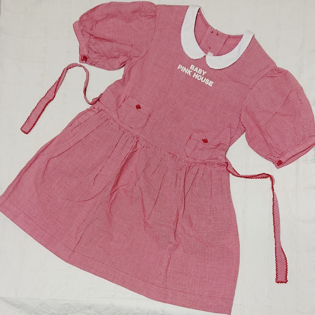 421 Baby Pink House 赤ギンガムのふんわり袖ワンピース S ワンピース ミニ 売買されたオークション情報 Yahooの商品情報をアーカイブ公開 オークファン Aucfan Com