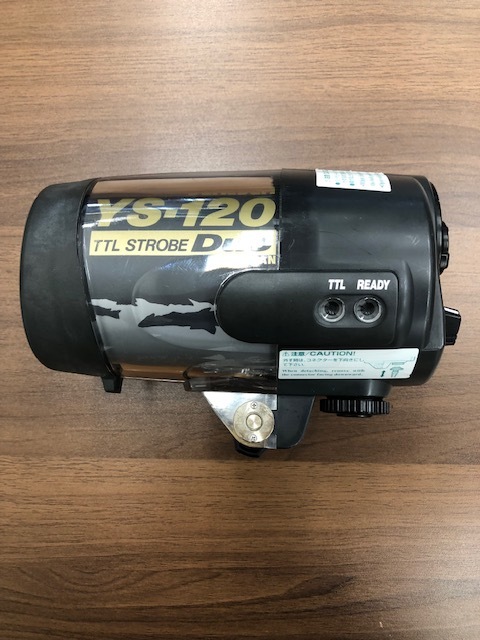 NIKON NIKONOS-V 水中カメラ 本体 ストロボYS120 セット 【7884】