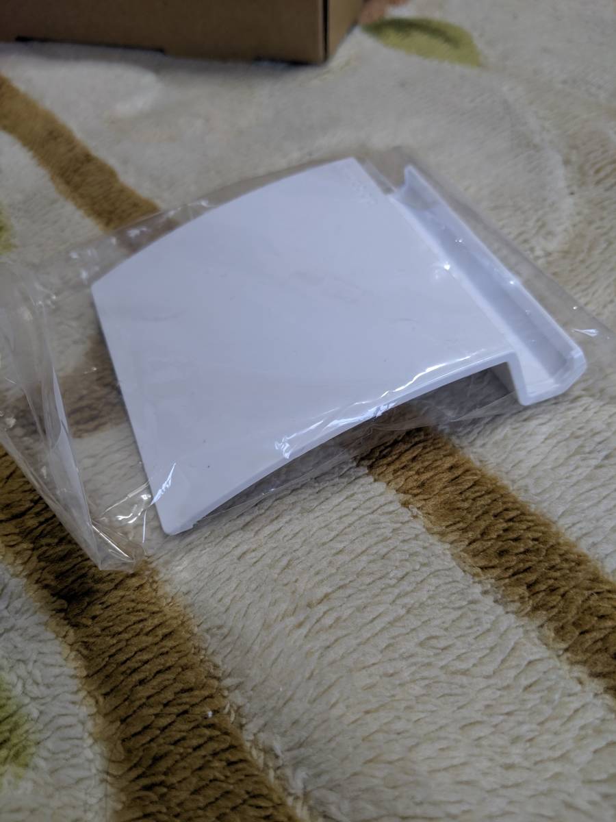 Ｄｏｃｏｍｏ　ＡＱＵＯＳ　ＰＡＤ　ＳＨ－０６Ｆ　Ｗｈｉｔｅ（Ｗ）空き箱と卓上ホルダー（未使用品）_5