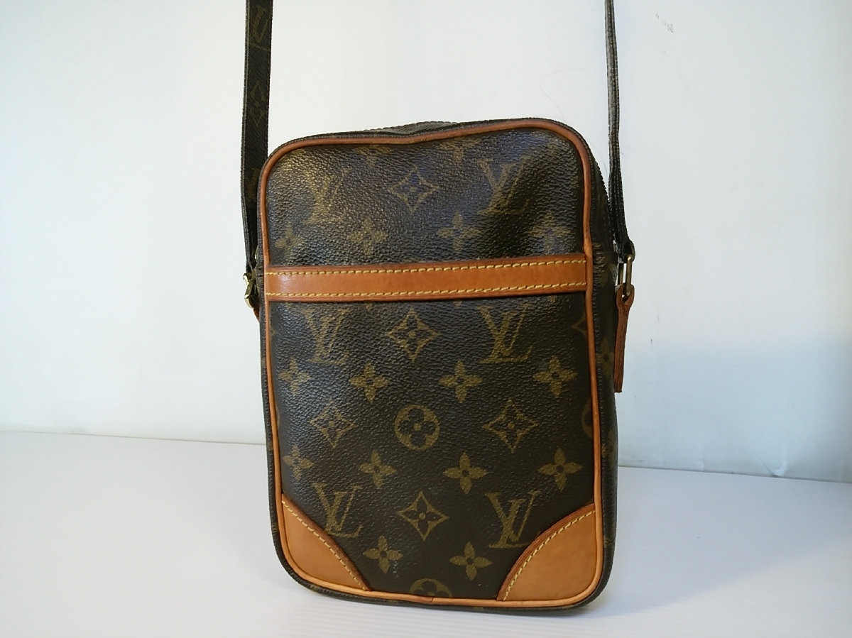 LOUIS VUITTONショルダーバッグ　ダヌーブ ショルダーバッグ モノグラム ルイヴィトン ダヌーブ LOUIS VUITTON