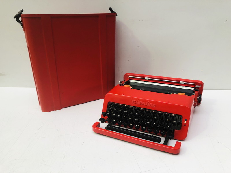 Olivetti オリベッティ タイプライター valentine バレンタイン 赤い