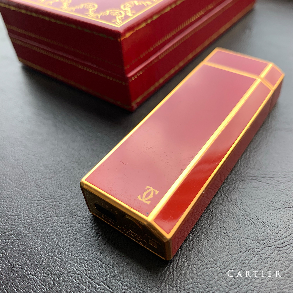 【超激得，定番】 点火確認済 箱付 カルティエ Carter マスト ヴィンテージ ガス ライター 五角形 レッド 赤 メンズ レディース 喫煙具 タバコ 煙草(カルティエ)｜売買されたオークション情報、yahooの商品情報を カルティエ