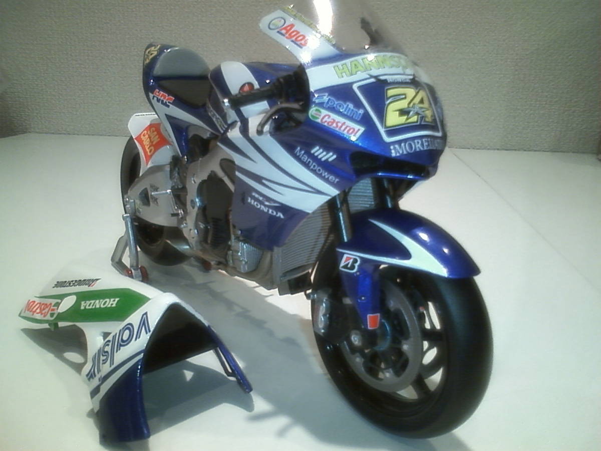 ミニチャンプス 1⁄12 ホンダ RC212V ダニ・ペドロサ 2009 1⁄12
