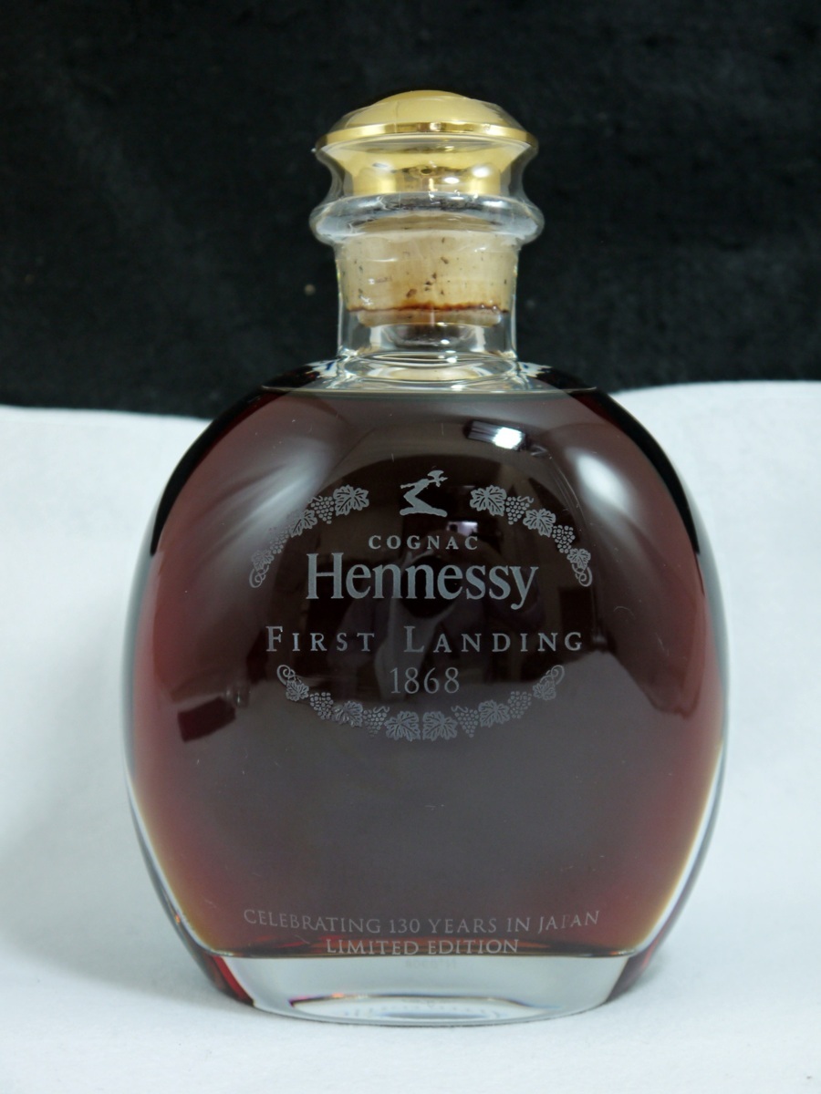 未開栓 Hennessy ヘネシー FIRST LANDING 1868 700ml ファーストランディング 130周年記念 バカラボトル No.908/1868 替栓/冊子/箱 ①