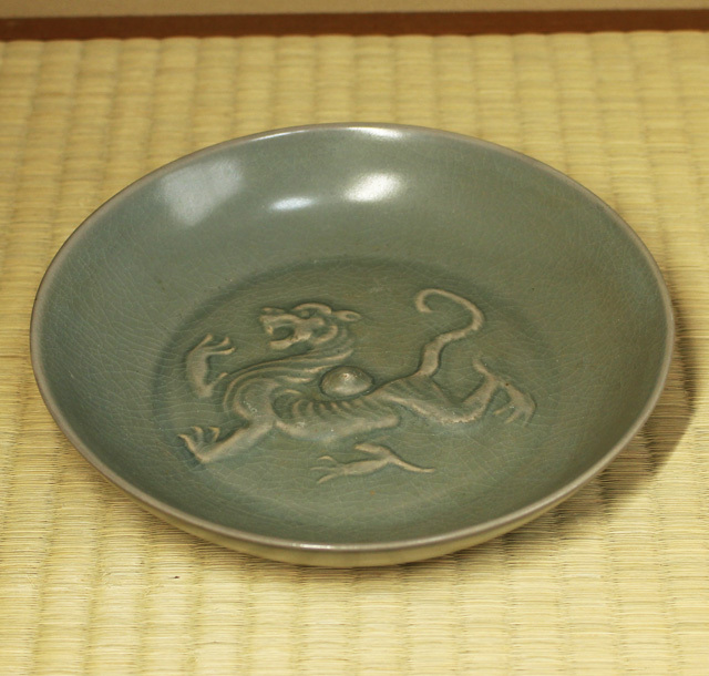 品質保証，安い 旧蔵品 宋代汝窯青磁虎文盤 中国古玩古美術伝来品(宋)｜売買されたオークション情報、yahooの商品情報をアーカイブ公開 - オークファン 宋