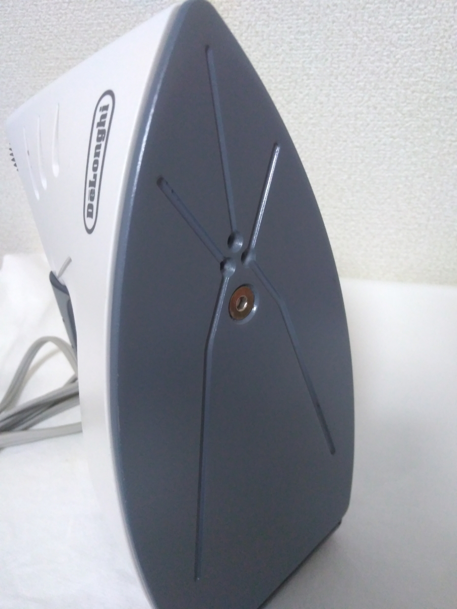 動作ok！デロンギ Delonghi ボイラー内蔵型 スチームアイロン 6299/2N