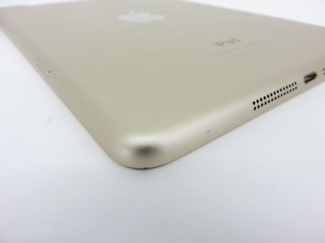 098/ docomo ドコモ iPad mini 3 Cellular 64GB ゴールド MGYN2J/A ※中古/利用○ 098 docomo&frasl;ドコモ Apple&frasl;アップル iPad mini 4 16GB MK702J&frasl;A