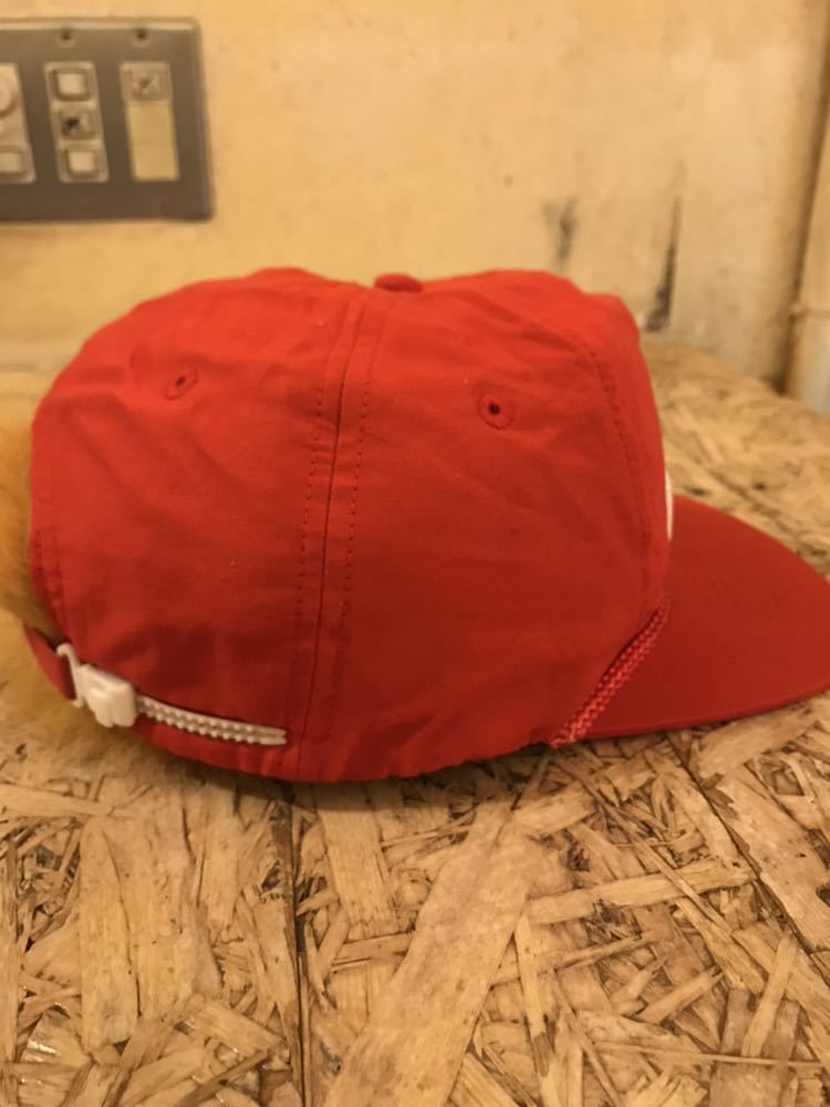UNDERCOVER / アンダーカバー MAD STORE ベースボールキャップ レッド