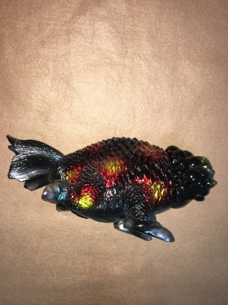 BLObPUS ヤモマーク キンギョザウルス 独眼 黒 ソフビ 中古品