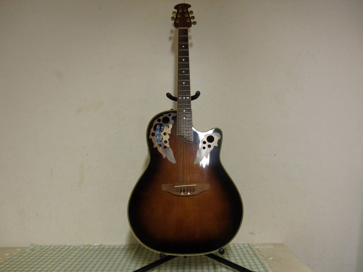 Deluxe Ovation Celebrity | - Guitar Box Acoustic-Electric CC48 SS 