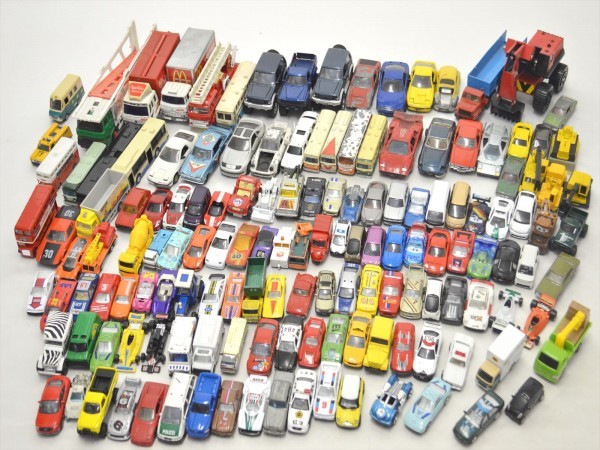 KM94○大量まとめて!!○ミニカー 138点セット トミカ・マジョレット