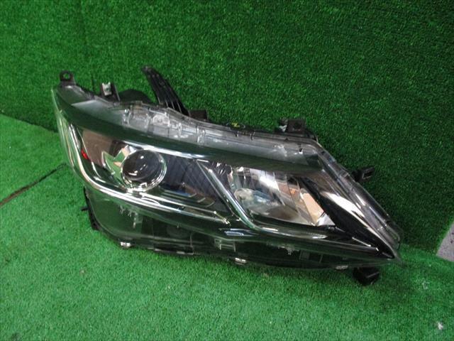 37246◇セレナ C27 H/S LED 右ヘッドライト◇Koito 100-23721 日産