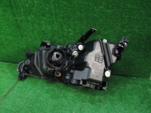 37246◇セレナ C27 H/S LED 右ヘッドライト◇Koito 100-23721 日産