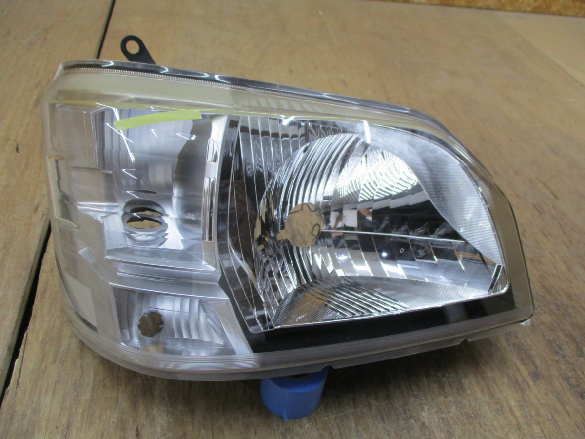 即決 良品　ハイゼット トラック　S500P/S510P 前期　ハロゲン　右ヘッドライト　純正 STANLEY W2714
